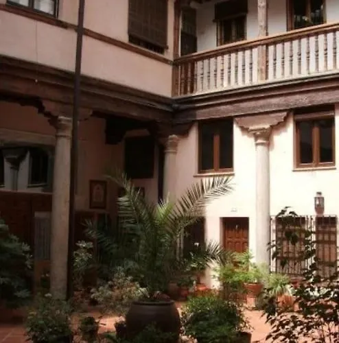 Del Antiguo Nuncio Lägenhet *